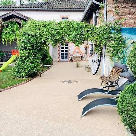 Holiday home Au Clos Georges , Piscine Et *