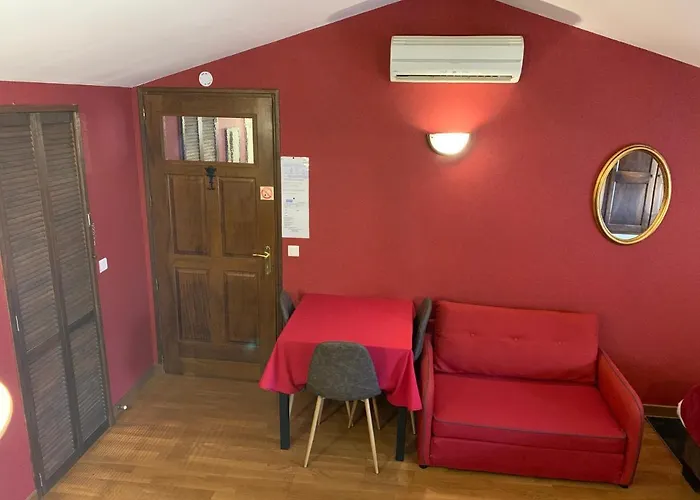 Au Clos Georges , Piscine Et Holiday home