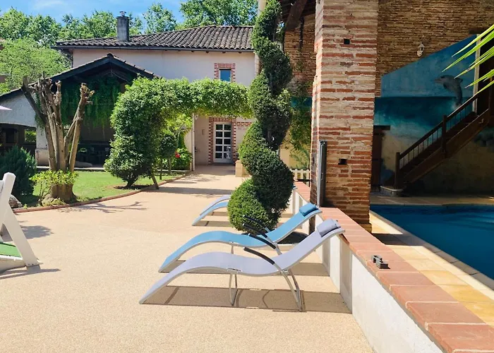 Au Clos Georges , Piscine Et Holiday home *