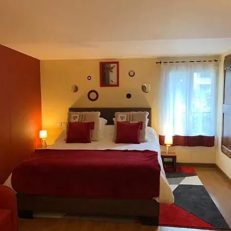 Tatil Evi Au Clos Georges , Piscine Et Saint-Jory